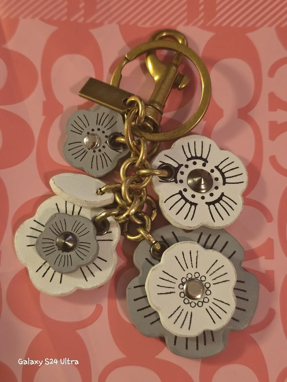 Flower Bag Charm/ Keychain NEW